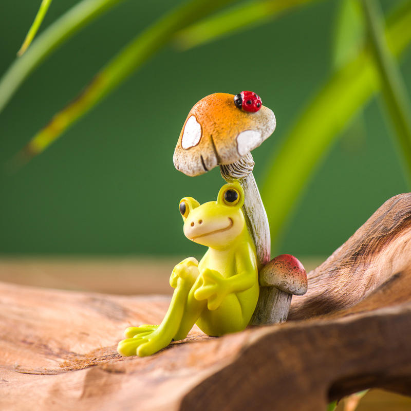 Resin Funny Frog Figurines For - Marine Aquarium Decorations recensione e prezzo